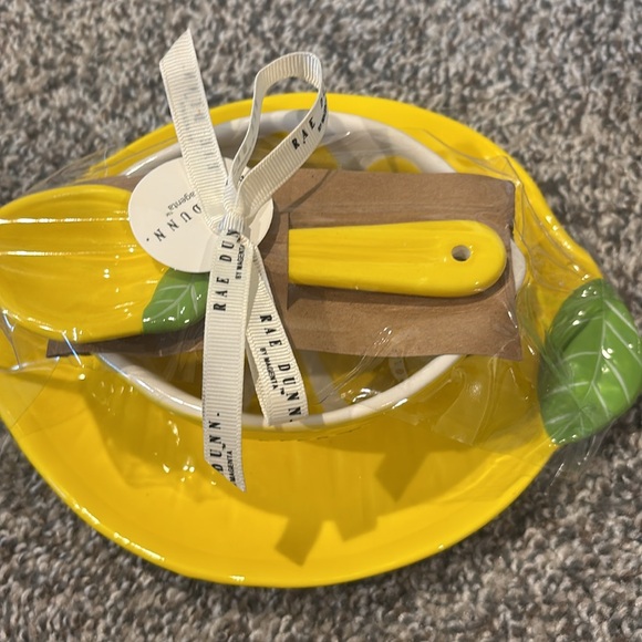 Lot of 2. Rae Dunn 3 pc Wooden Snack Tray. 3 pc lemon dessert plate /bowl. new - Picture 10 of 12